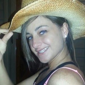 Meet your Posher, Debi